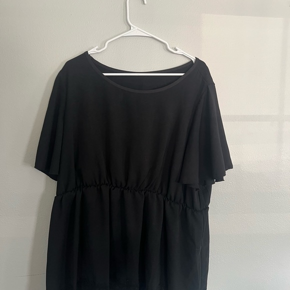 SHEIN Black Flowy Blouse - Picture 1 of 3